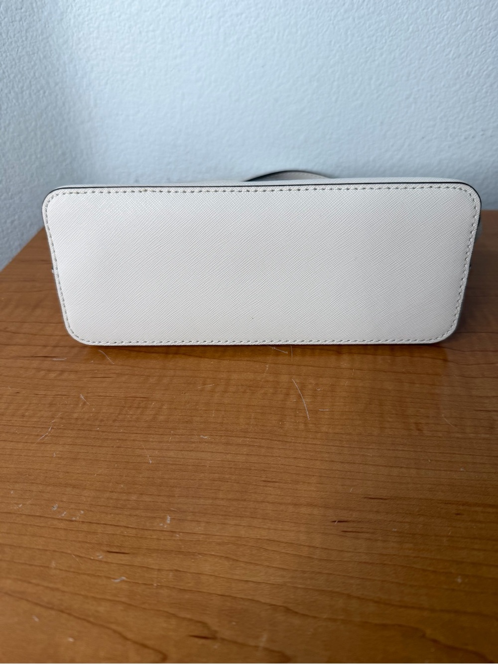 Michael Kors Saffiano Crossbody - Picture 4 of 5
